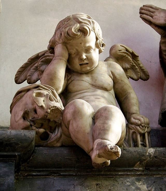 tombeau_du_chanoine_lucas_amiens_ange_pleureur130608